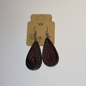 Tear drop leather earrings